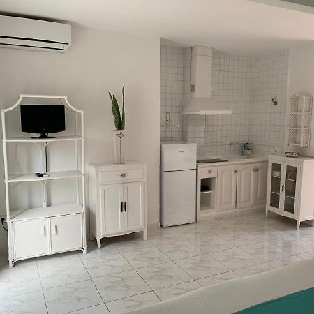 Appartement Estudio Espujols à Es Pujols Extérieur photo